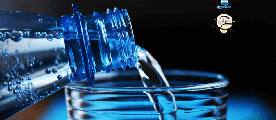 Wie viel Wasser sollten Babys trinken